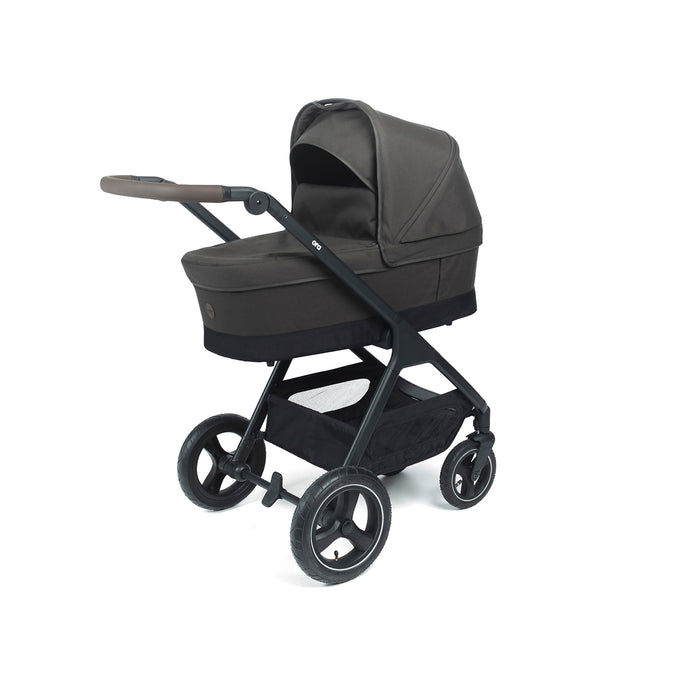 Iso Otso yhdistelmävaunut -starttipaketti (+ Cybex Cloud T PLUS-kaukalo ja tarvikkeet)