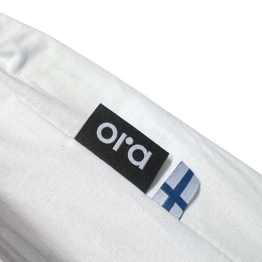 Ora kotimainen pinnasangyn patja Suomen lippu