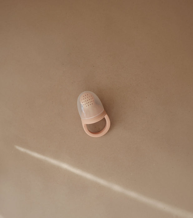 Mushie silikoninen maistelututti 2-pack (Blush)