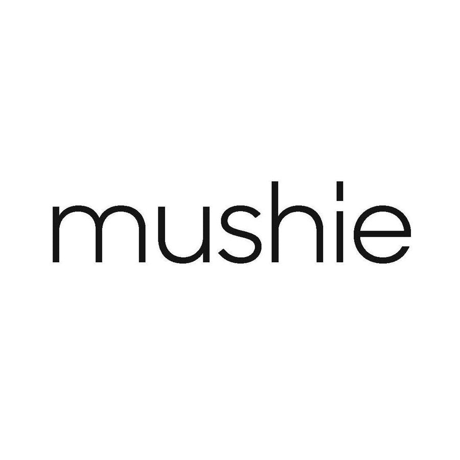 Löydät Mushien tuotteet Oran verkkokaupasta. Kuvassa Mushien logo.